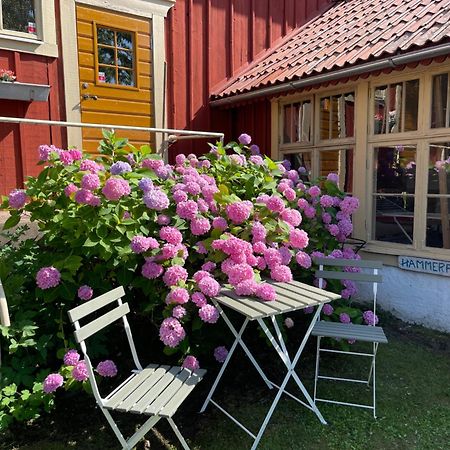 Kyrkstallet 1 Historiskt Med Baesta Laege Graenna Exteriér fotografie